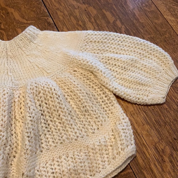 New handmade sweater. Not sure of size. - Picture 3 of 6